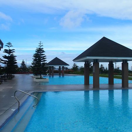 Cozy Family Suite With Stunning View Of Taal Tagaytay City ภายนอก รูปภาพ